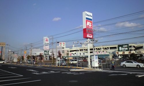 流山ケーズデンキ駐車場